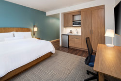  - Element Hotel Downtown Minneapolis - I-94, Exit 230