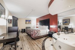  - Red Roof Inn & Suites Macon - I-75, Exit 167