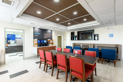 - Holiday Inn Express & Suites Bastrop