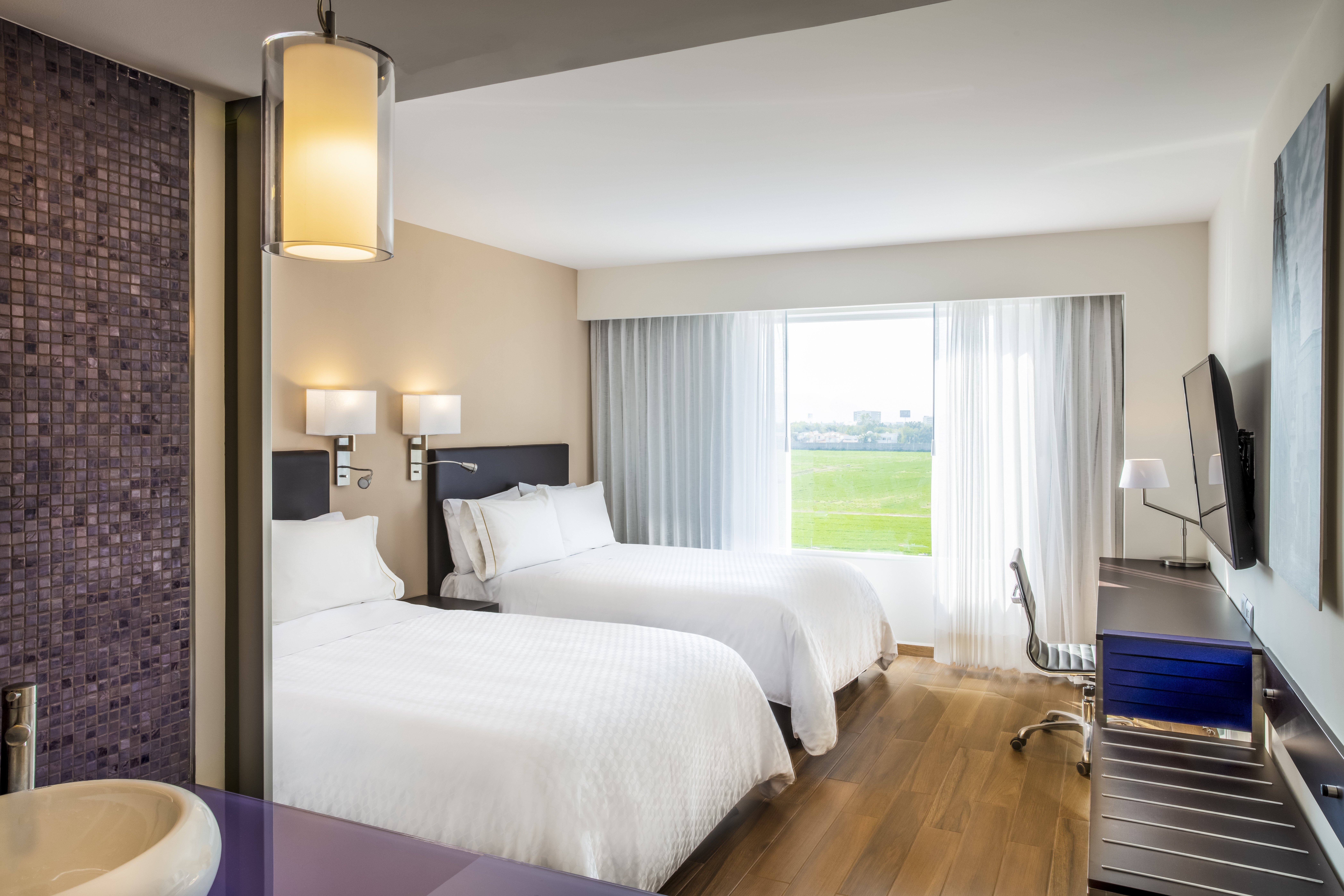 FIESTA INN CELAYA GALERIAS-guestroom-Superior Room Double.jpg