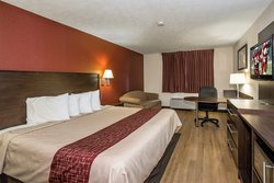  - Red Roof Inn & Suites Hermitage - I-80, Exit 4B