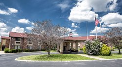  - Red Roof Inn & Suites Hermitage - I-80, Exit 4B