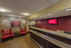  - Red Roof Plus+ Inn & Suites Amherst