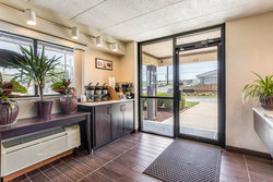  - Red Roof Inn Columbia - I-70, Exit 126