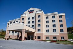  - Fairfield Inn & Suites by Marriott Bedford - I-70 & I-76, Exit 146