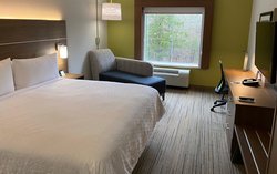  - Holiday Inn Express Columbia