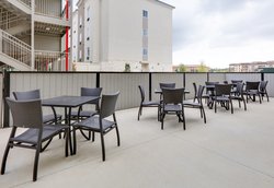  - Holiday Inn Express & Suites Farmers Branch - I-635, Exit 28