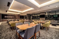  - SpringHill Suites by Marriott Airport Oakland