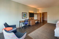  - Holiday Inn Express & Suites South End Charlotte - I-77, Exit 8 & 9A