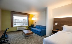  - Holiday Inn Express Southeast Lethbridge