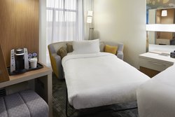  - Courtyard by Marriott Hotel Oshawa