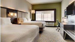  - Holiday Inn Express Atascadero