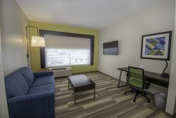  - Holiday Inn Express & Suites Tonawanda