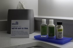  - Holiday Inn Express & Suites Tonawanda