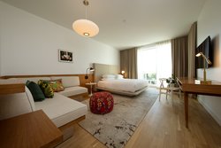  - Sarasota Modern Hotel