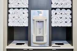  - Courtyard by Marriott Hotel McHenry Row Downtown - I-95, Exit 55