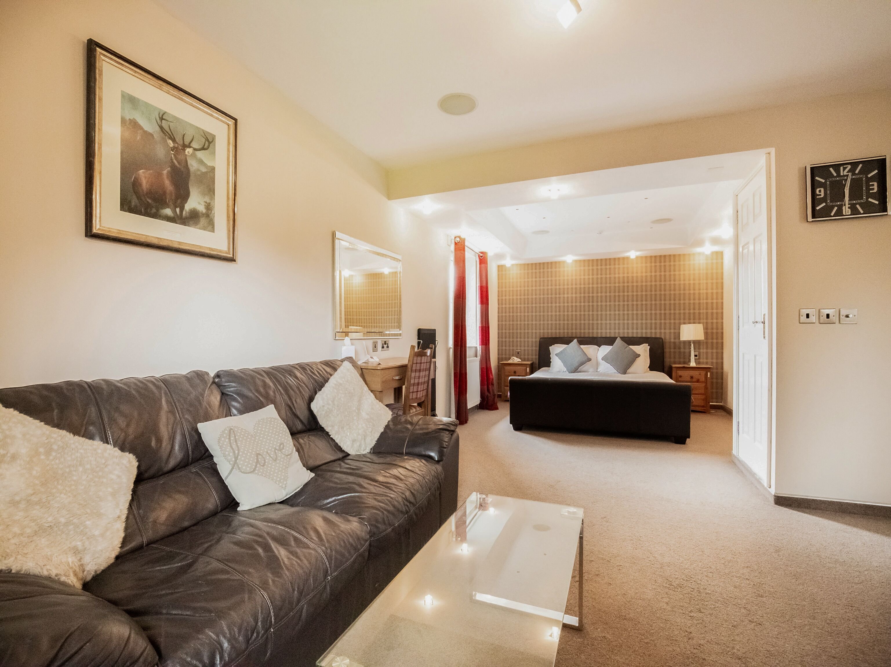 THE GABLES HOTEL-guestroom-Suite.jpg