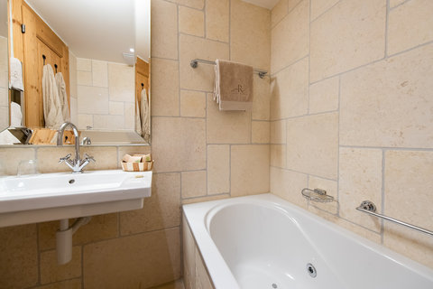 CHALET ROYALP HOTEL AND SPA - Photo 95