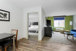  - Holiday Inn Express Lancaster