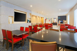  - Holiday Inn Express Lancaster