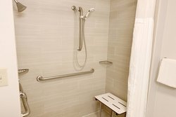  - Courtyard by Marriott Westlake - I-90, Exit 159