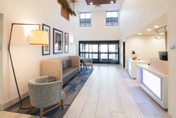  - Holiday Inn Express & Suites Worthington - I-90, Exit 43