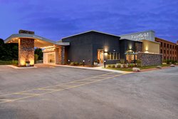  - Fairfield Inn & Suites by Marriott Glendale - I-43, Exit 80
