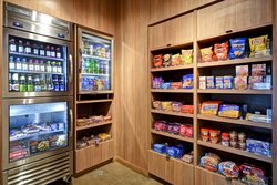  - Fairfield Inn & Suites by Marriott Glendale - I-43, Exit 80