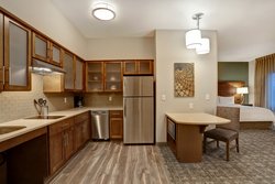  - Staybridge Suites South Overland Park