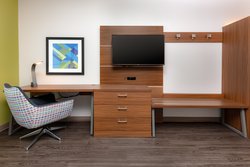  - Holiday Inn Express South Calhoun - I-75, Exit 312