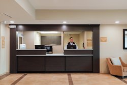  - Candlewood Suites Lenexa - I-35, Exit 224