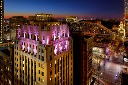  - Sinclair Hotel Downtown Fort Worth - I-35, Exit 52A