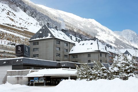 AC BY MARRIOTT BAQUEIRA SKI - Photo 2