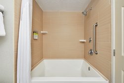  - Holiday Inn Express & Suites Mayo Clinic Jacksonville