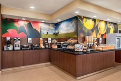  - Fairfield Inn by Marriott Airport Philadelphia - I-95, Exit 10 & 12B