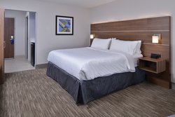 - Holiday Inn Express & Suites Marshalltown