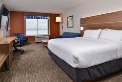  - Holiday Inn Express & Suites Marshalltown