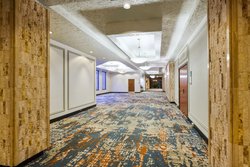  - Crowne Plaza Hotel North Columbus - I-71, Exit 119
