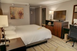  - Crowne Plaza Hotel Knoxville - I-40, Exit 388