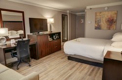  - Crowne Plaza Hotel Knoxville - I-40, Exit 388