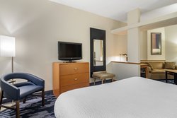  - Fairfield Inn & Suites by Marriott Commerce
