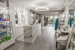  - Four Seasons Hotel Los Angeles