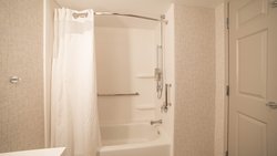  - Holiday Inn Express & Suites Porterville