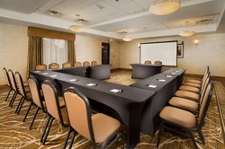  - Holiday Inn Express & Suites Elkridge