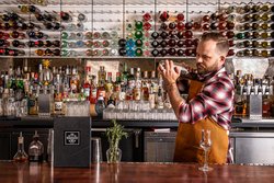  - Kimpton Hotel Vintage Portland - I-405, Exit 2A & 2B