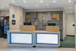  - Holiday Inn Express & Suites Lenexa - I-35, Exit 224