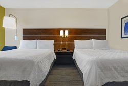  - Holiday Inn Express & Suites Lenexa - I-35, Exit 224
