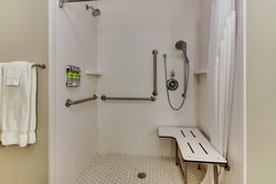  - Holiday Inn Express & Suites MetroCenter Downtown Nashville - I-65, Exit 85