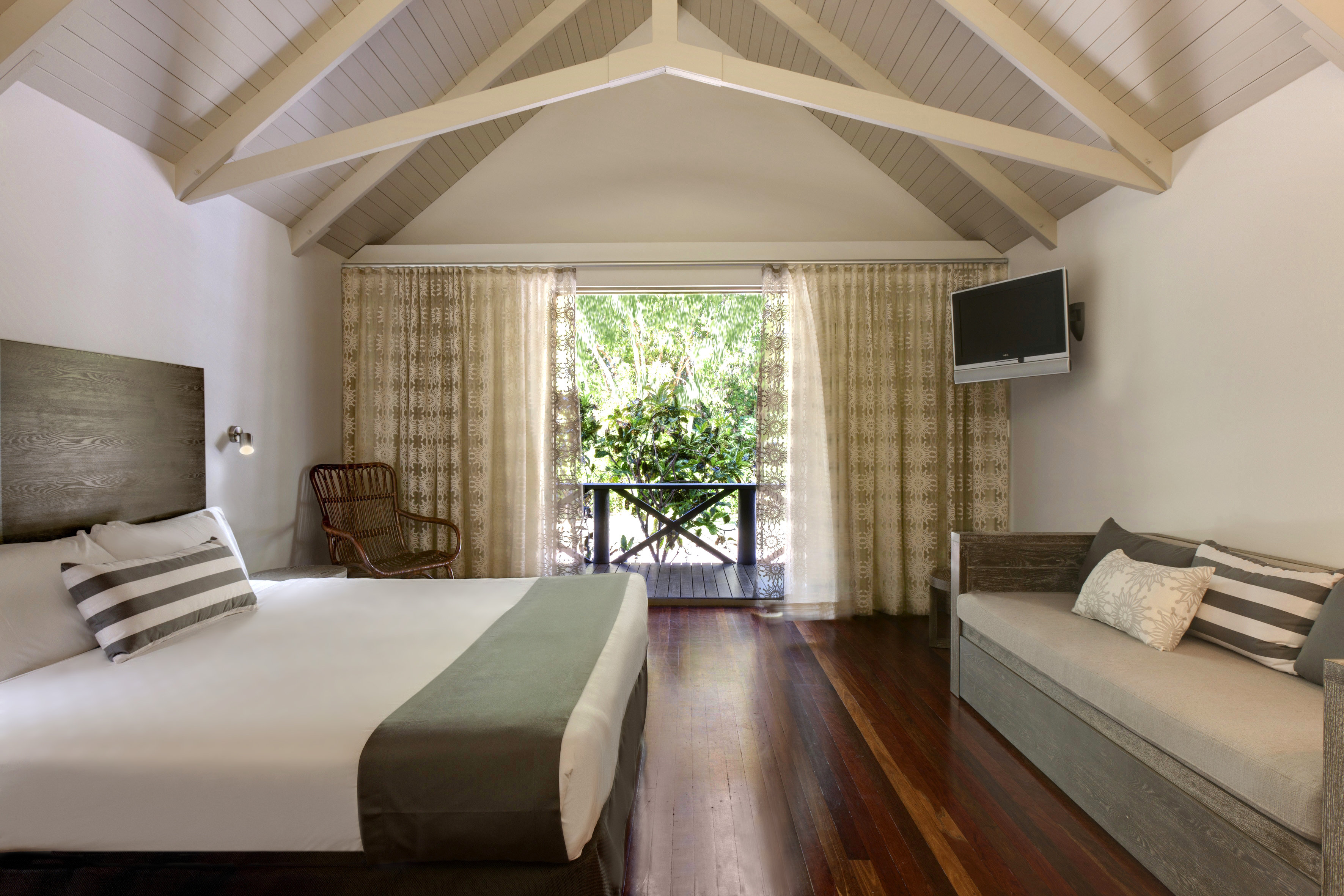 Palm Bungalows-guestroom-Palm Bungalows Room.jpg