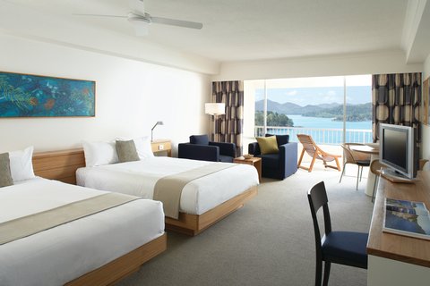 Reef View Hotel Coral Sea View Room